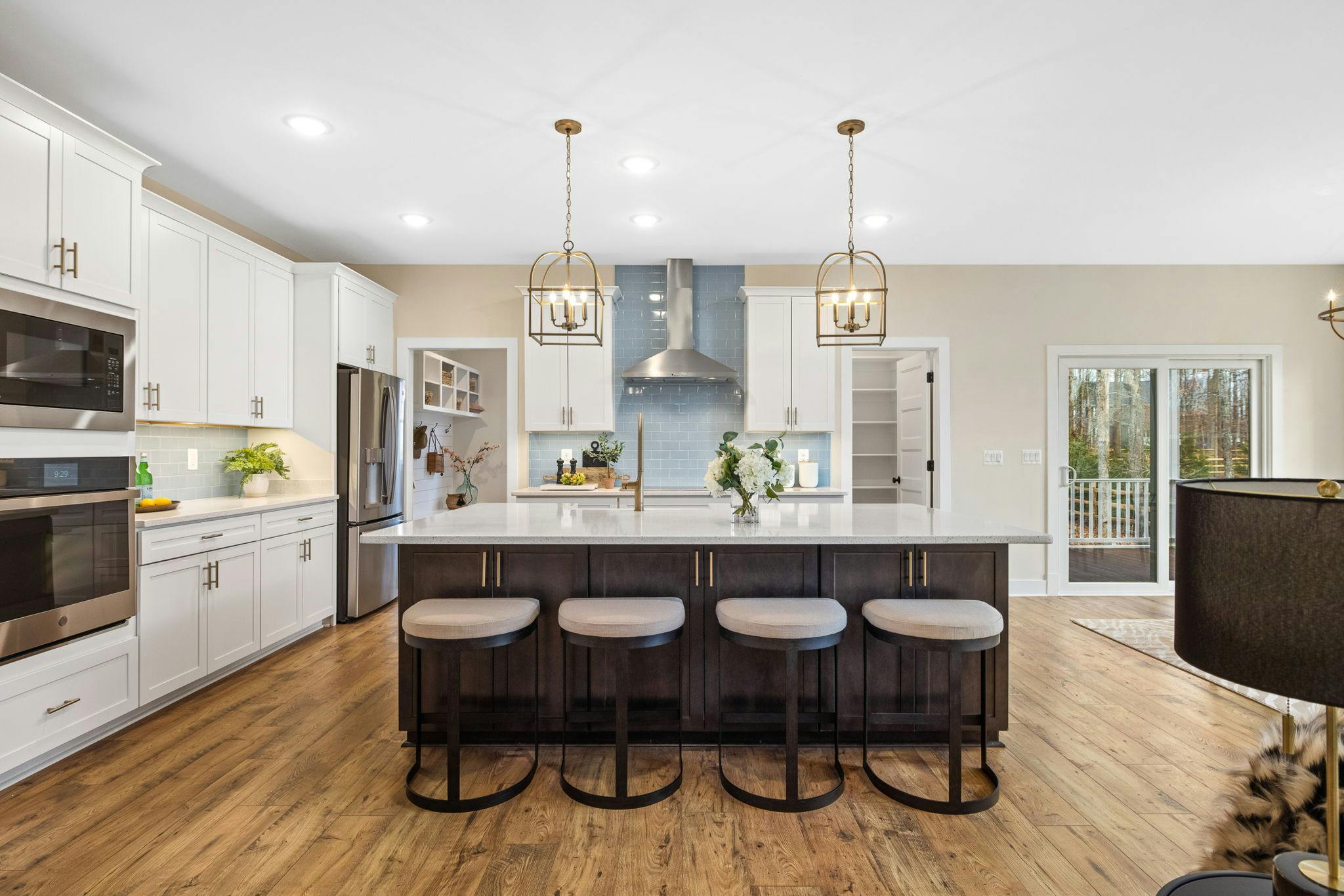 Photo Gallery Image 11