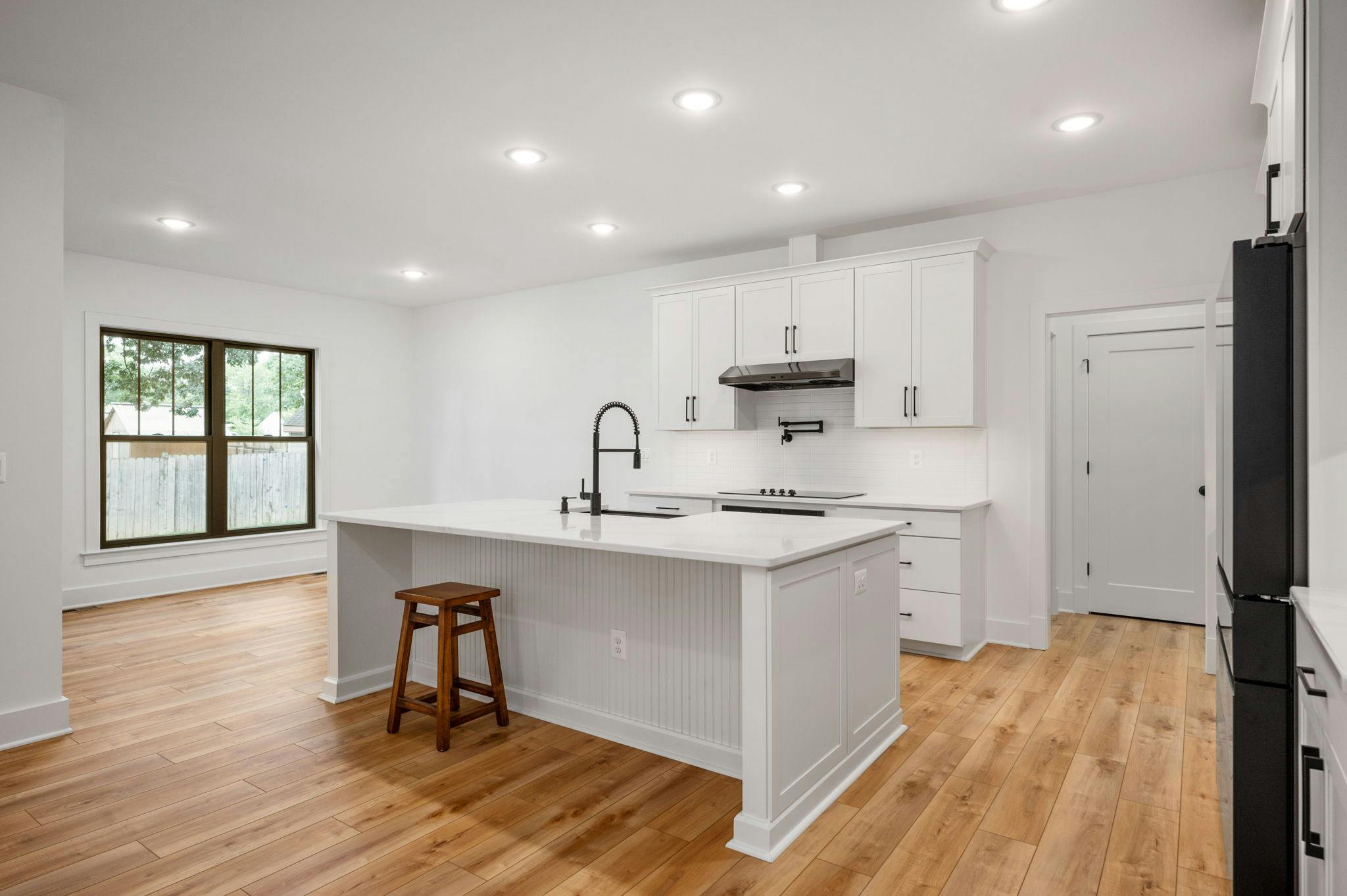 Photo Gallery Image 10