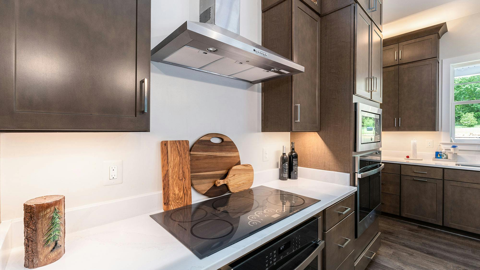 Photo Gallery Image 34