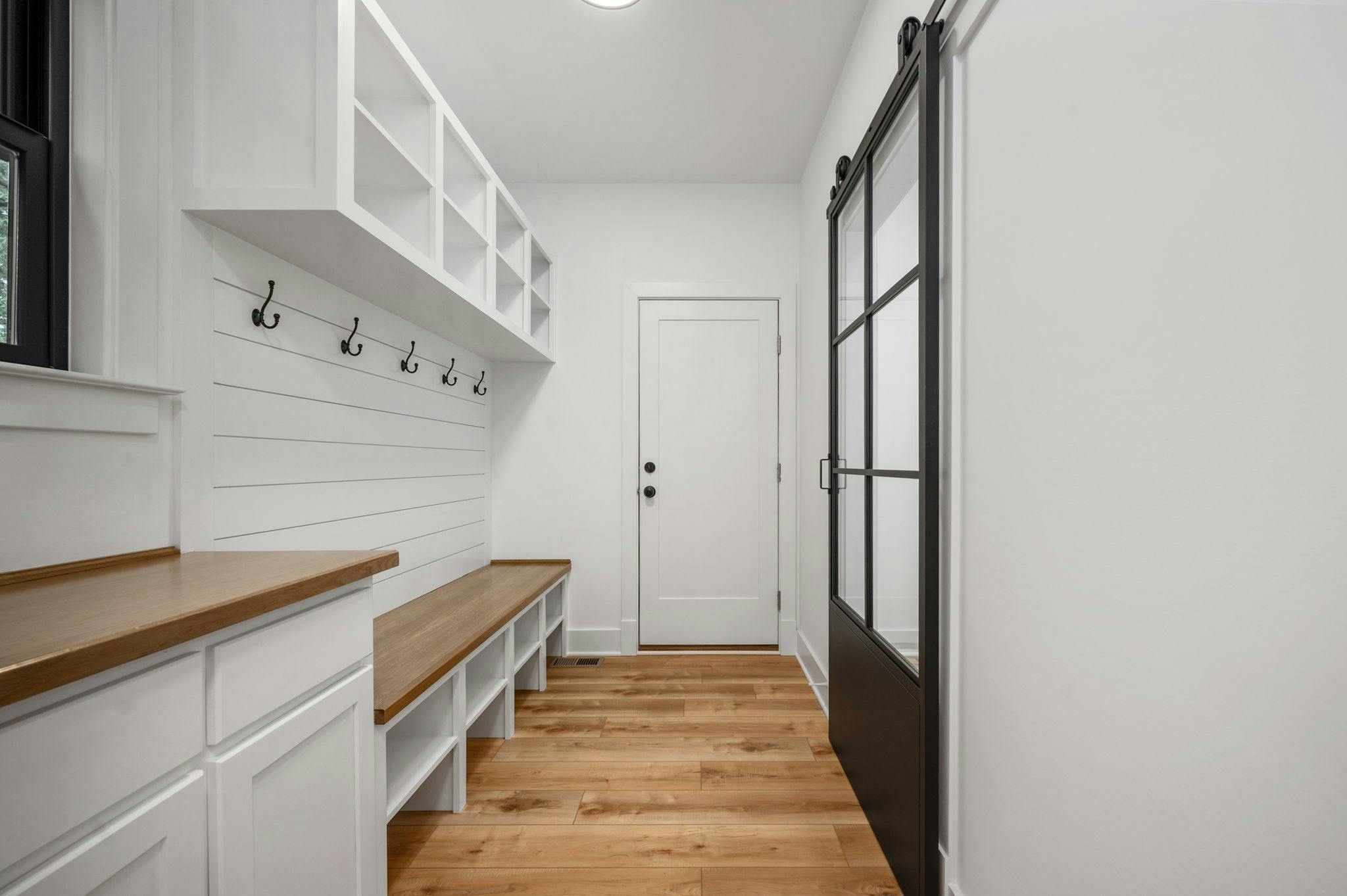 Photo Gallery Image 9