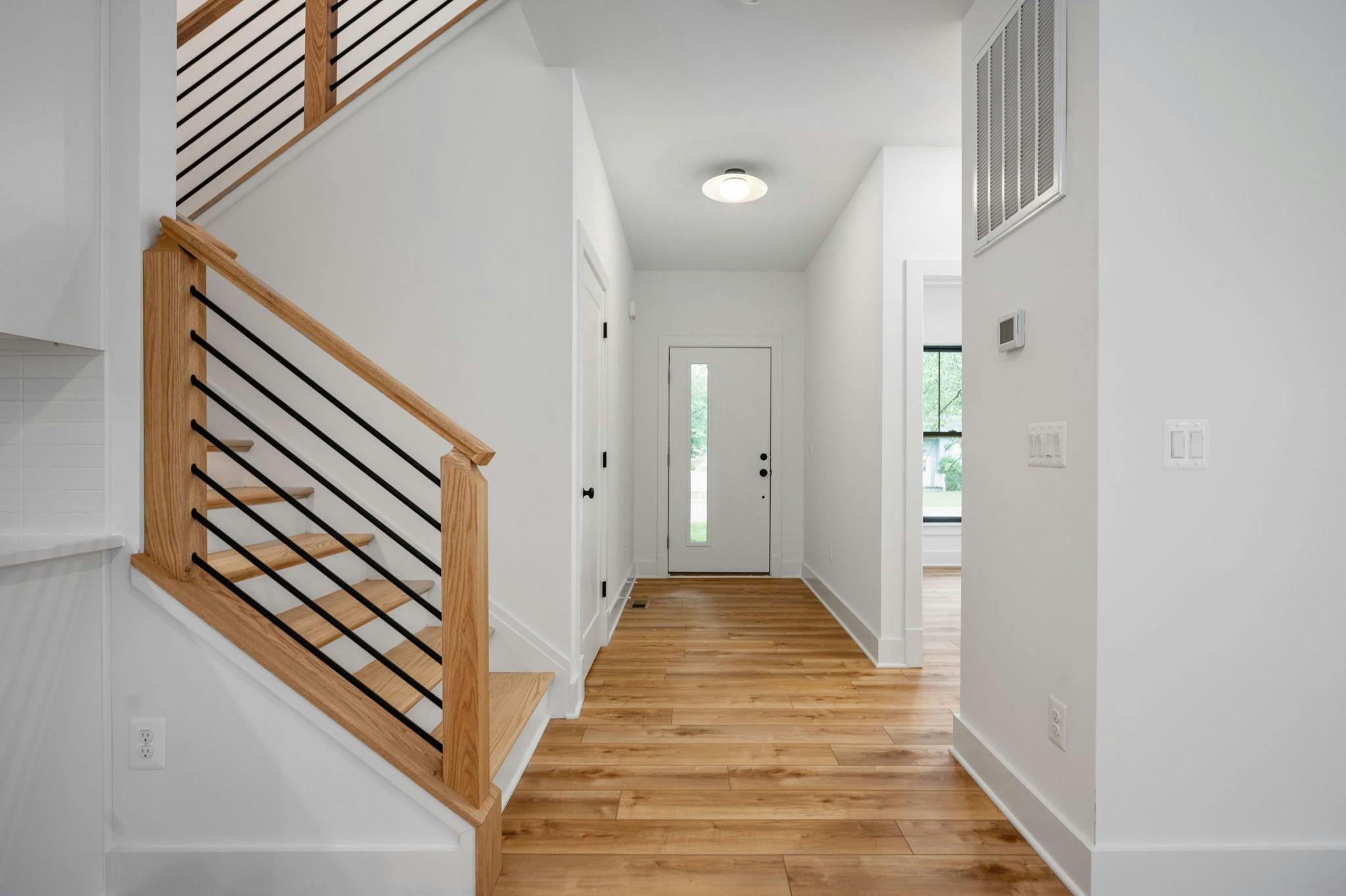 Photo Gallery Image 11