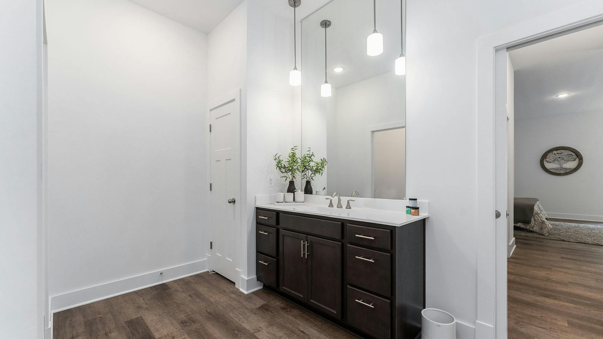 Photo Gallery Image 26