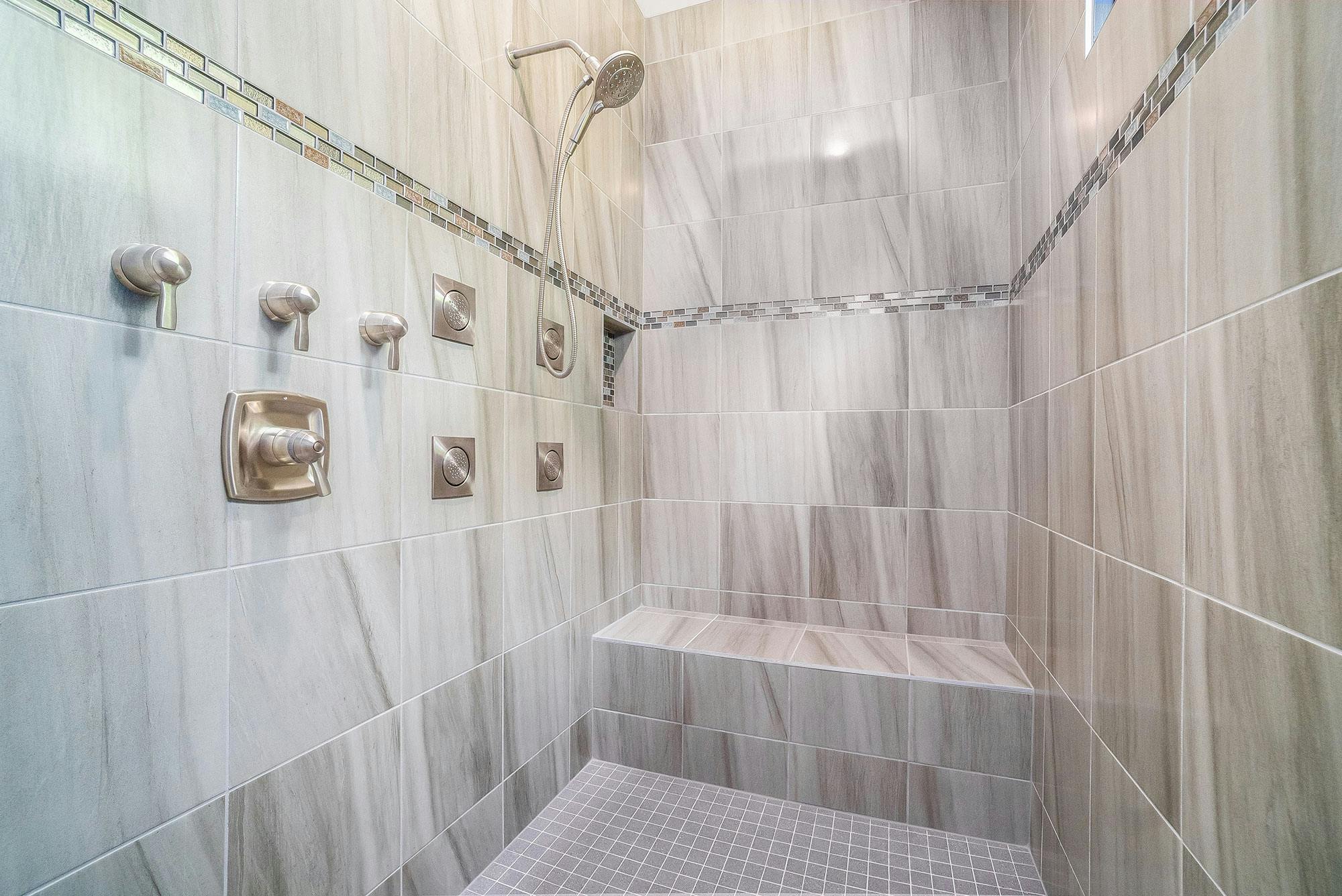 Photo Gallery Image 25