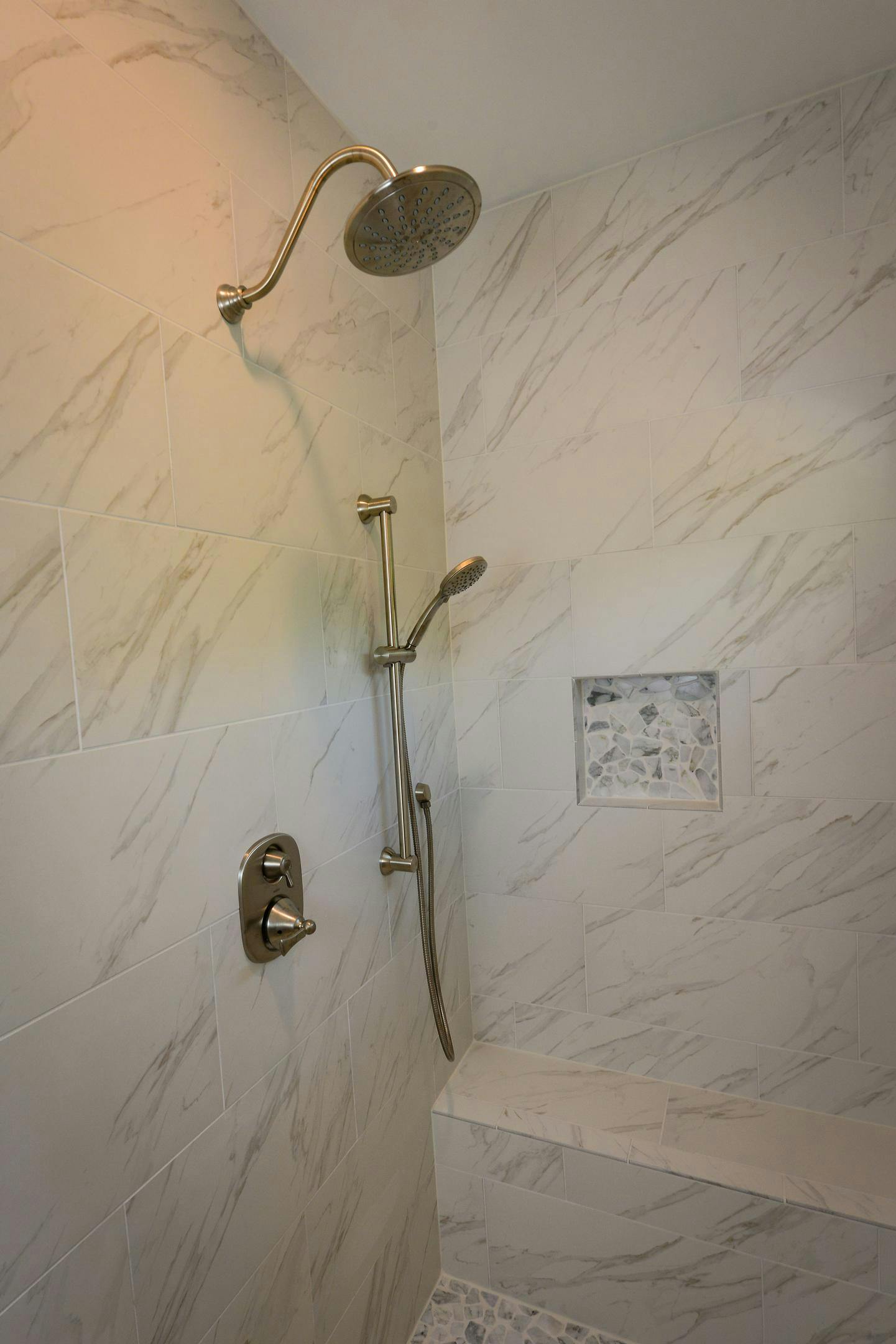 Photo Gallery Image 24