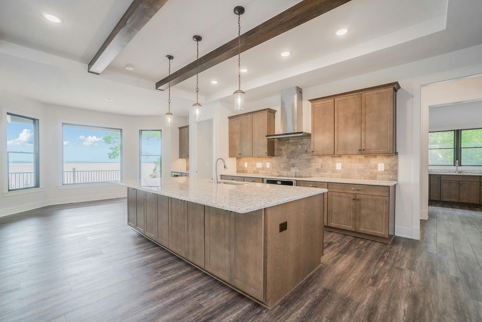 Photo Gallery Image 53