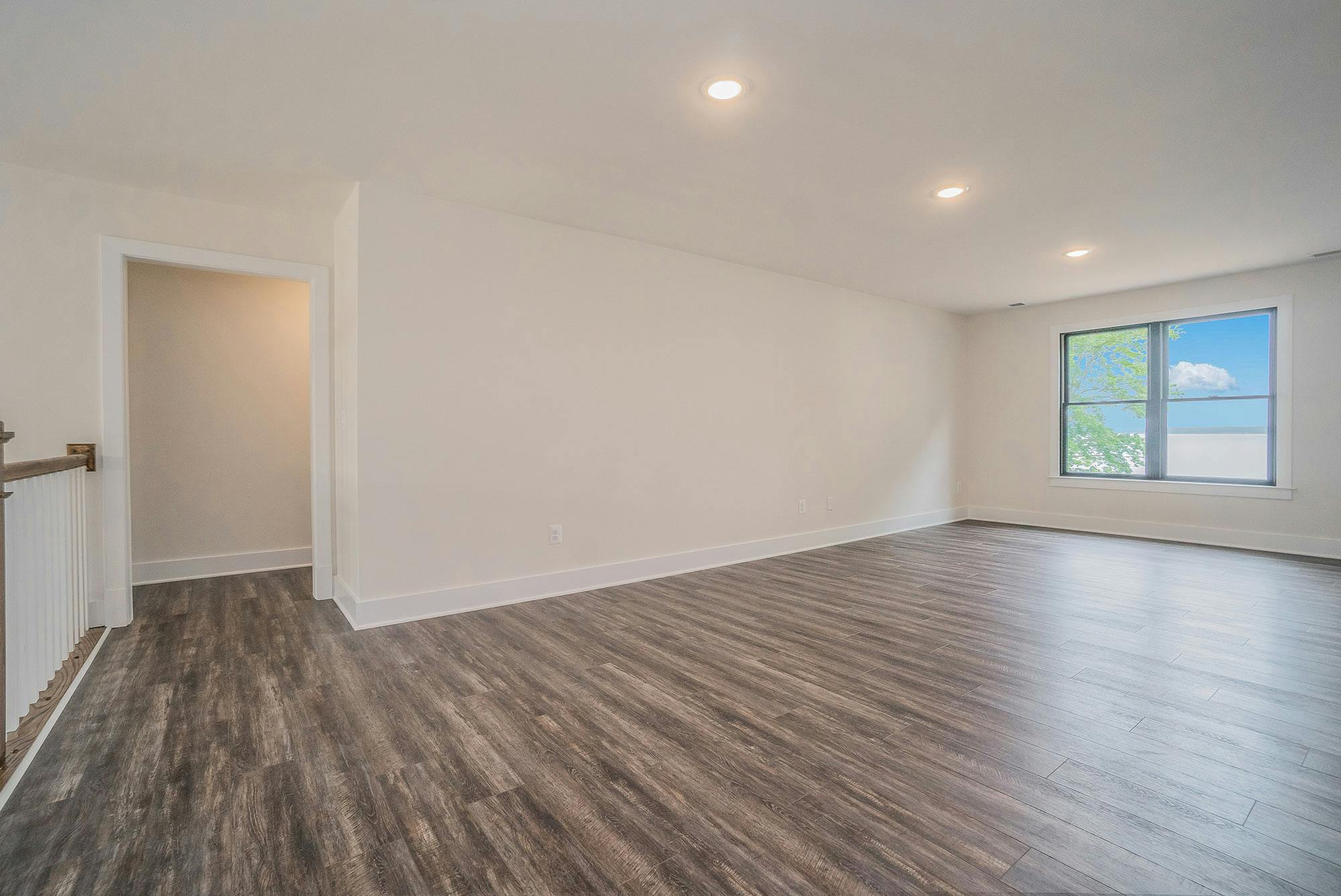 Photo Gallery Image 49