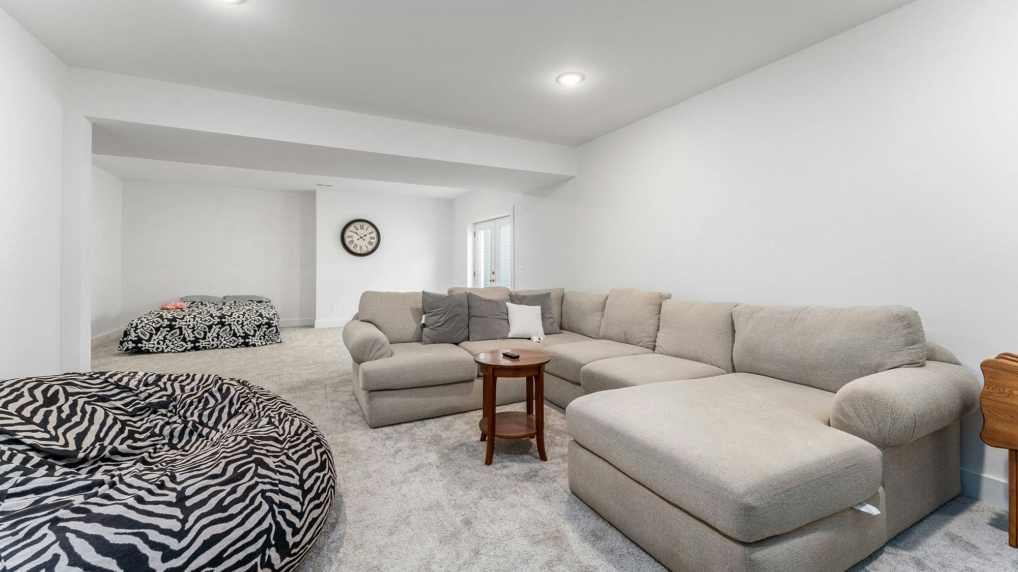 Photo Gallery Image 48