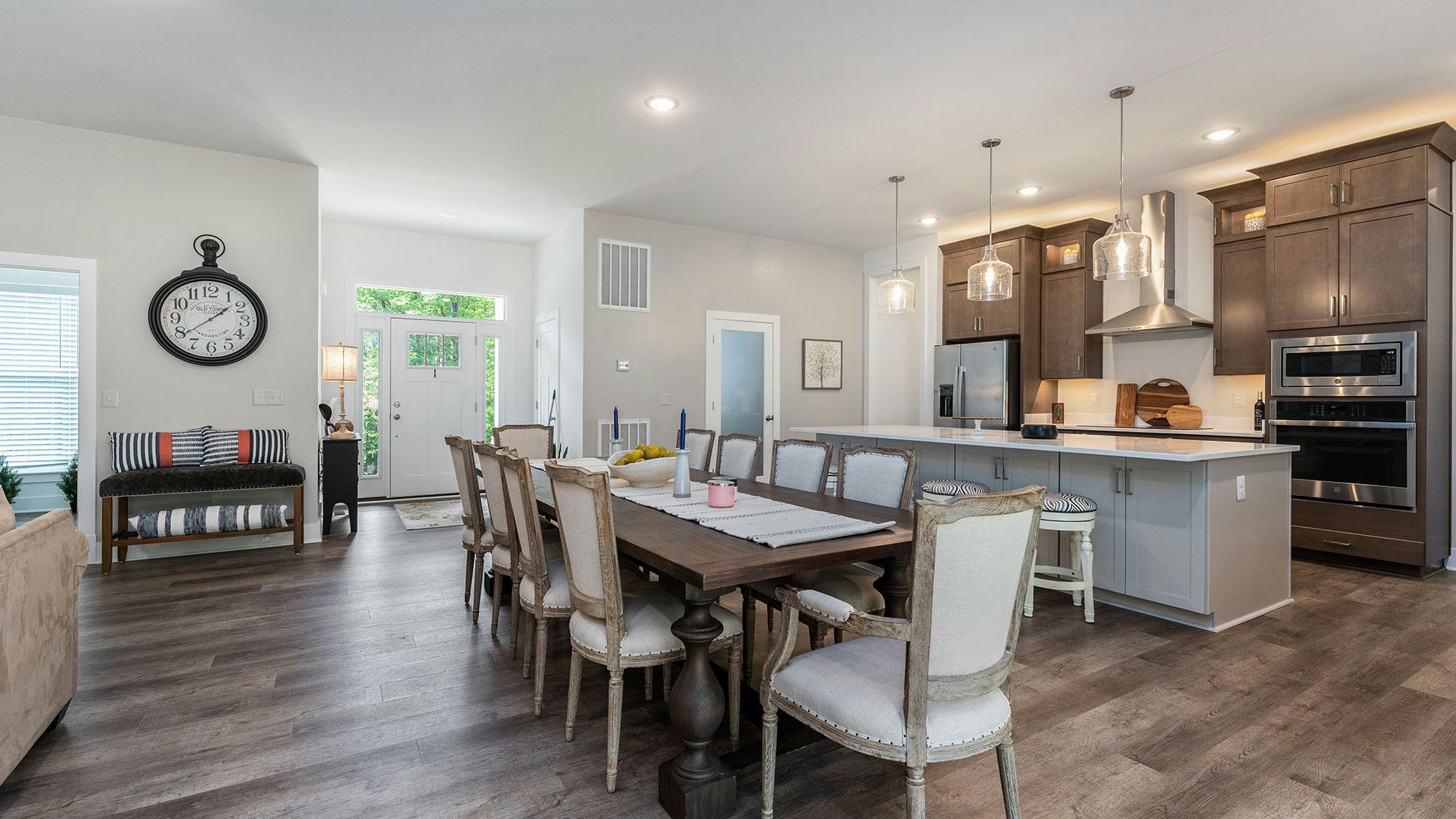 Photo Gallery Image 45