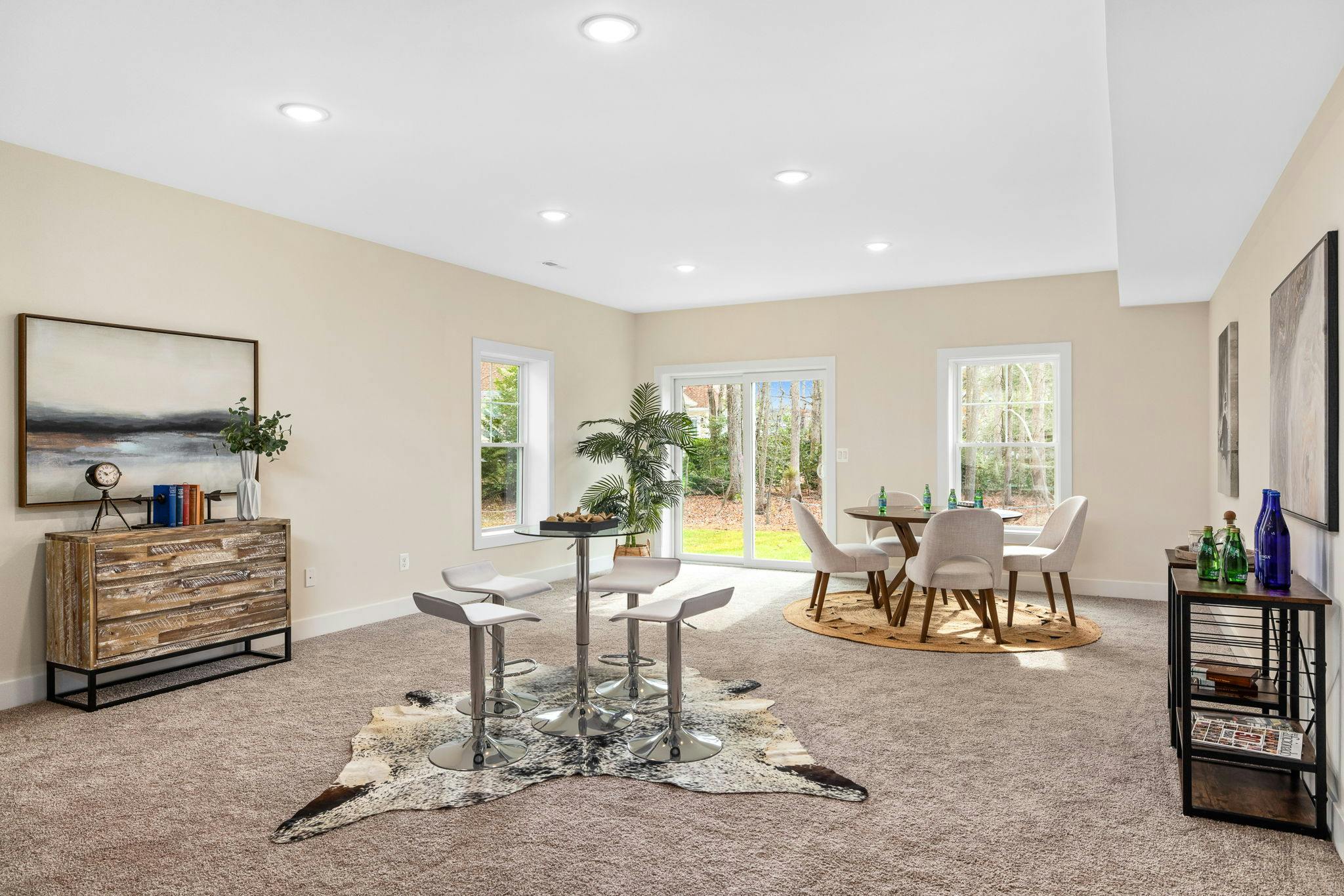 Photo Gallery Image 27