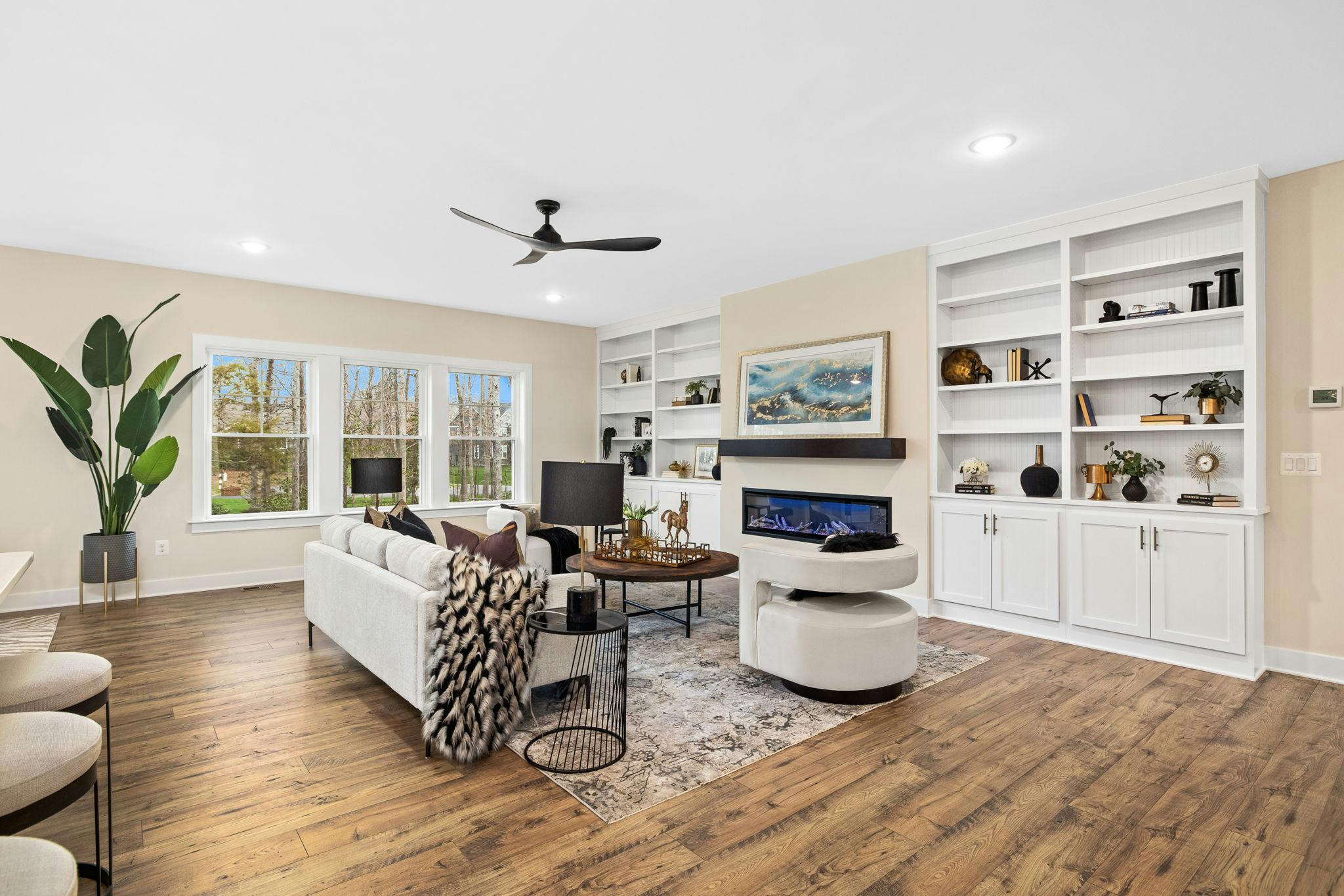 Photo Gallery Image 23