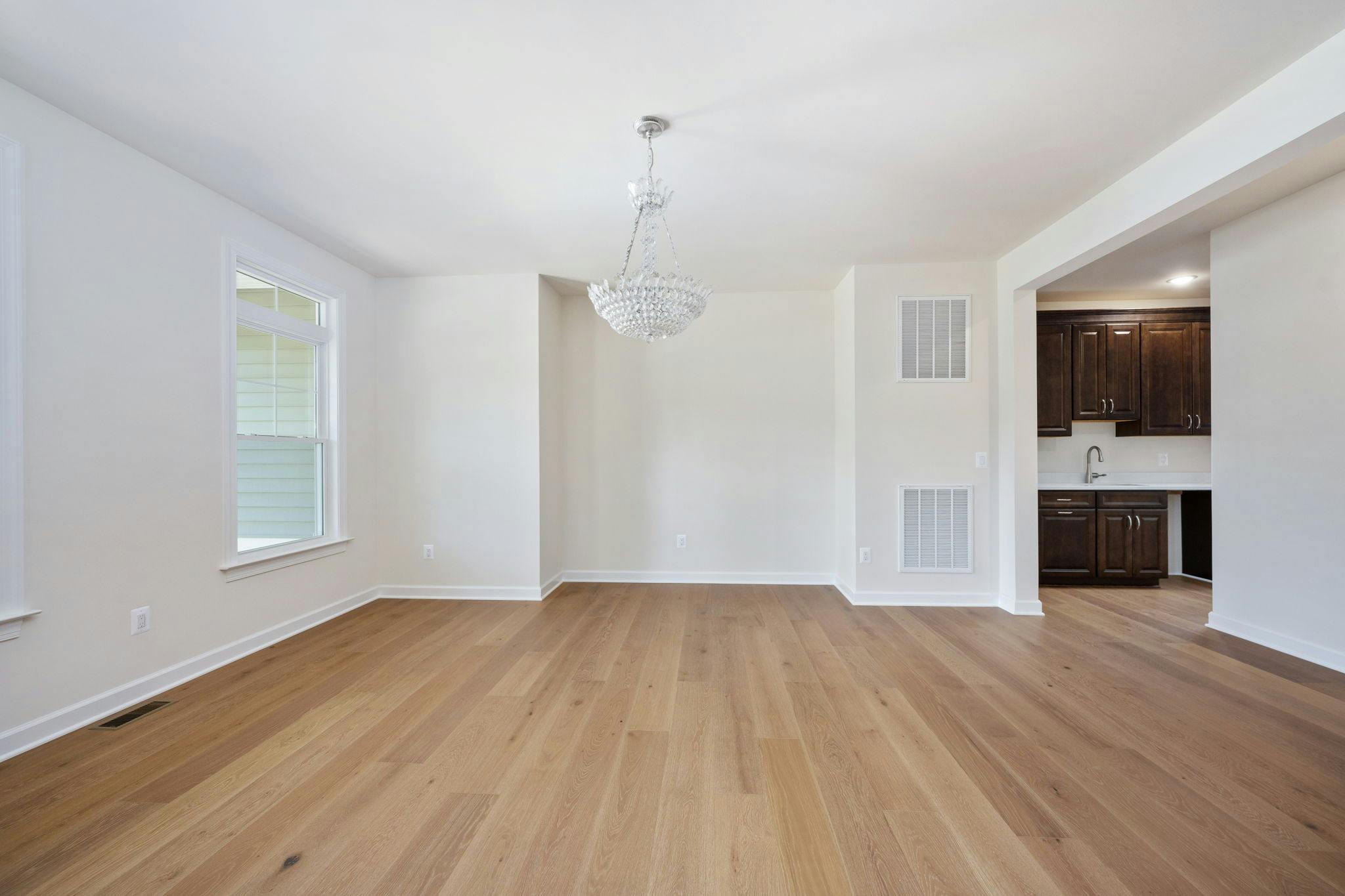 Photo Gallery Image 17