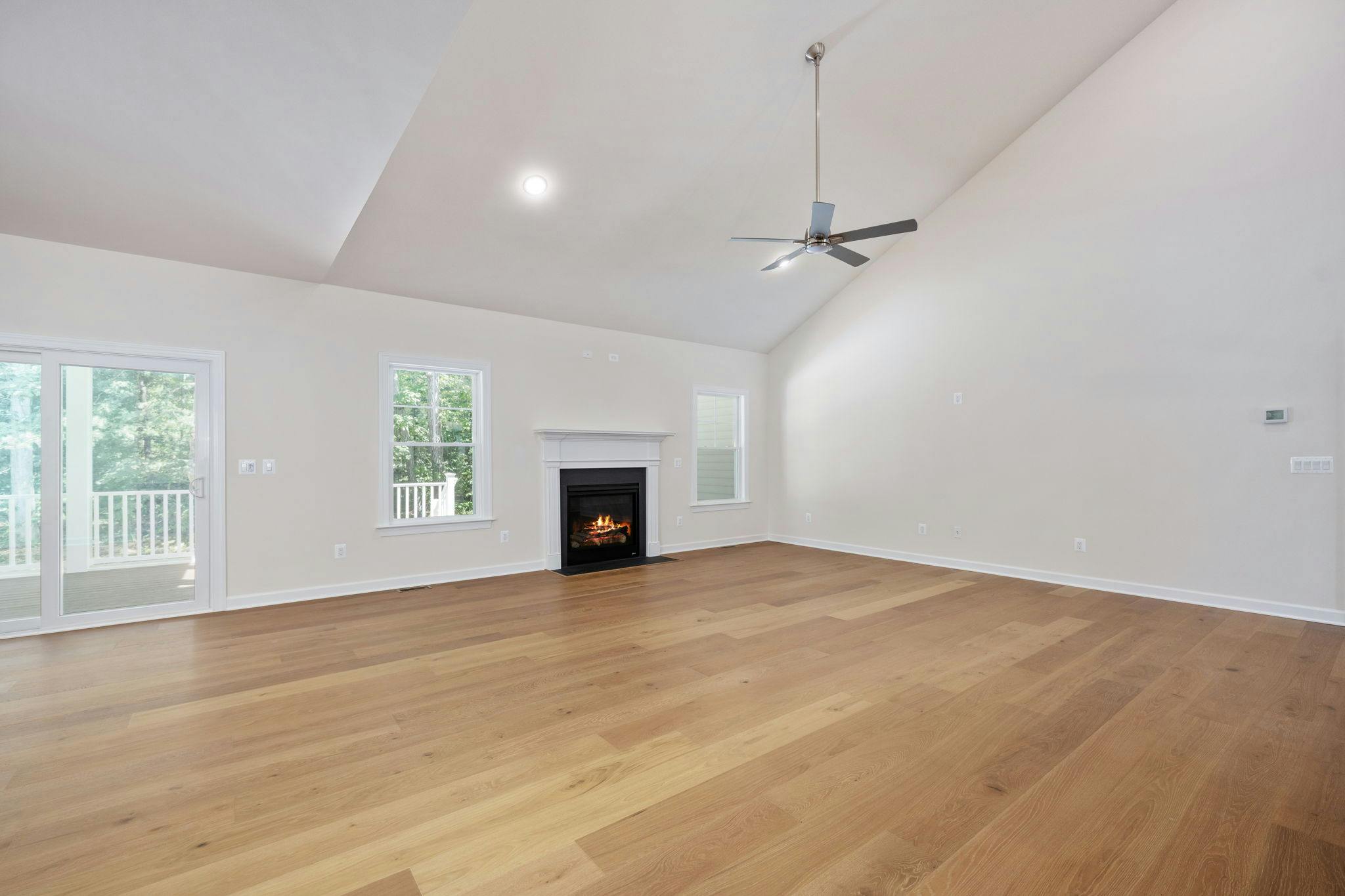 Photo Gallery Image 7